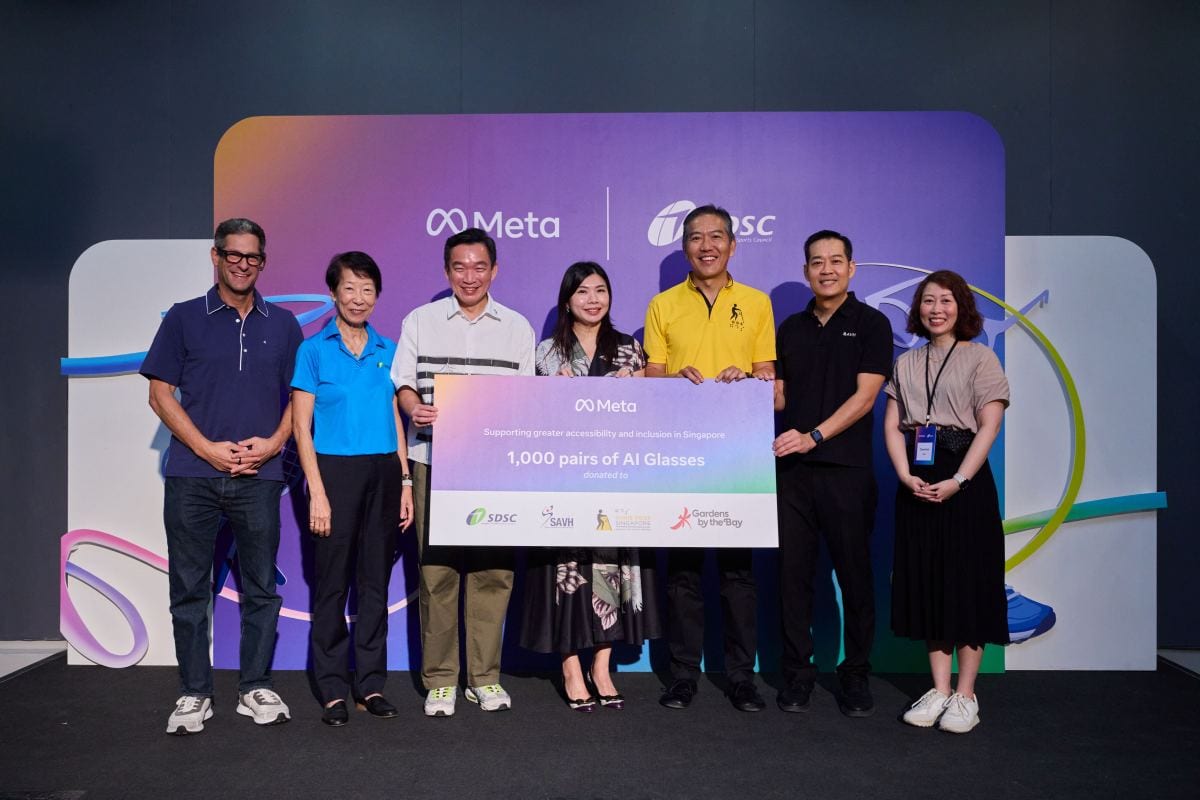 Gambar dari Meta Newsroom untuk berita: Meta Donasikan 1.000 Kacamata AI Ray-Ban untuk Komunitas Disabilitas di Singapura
